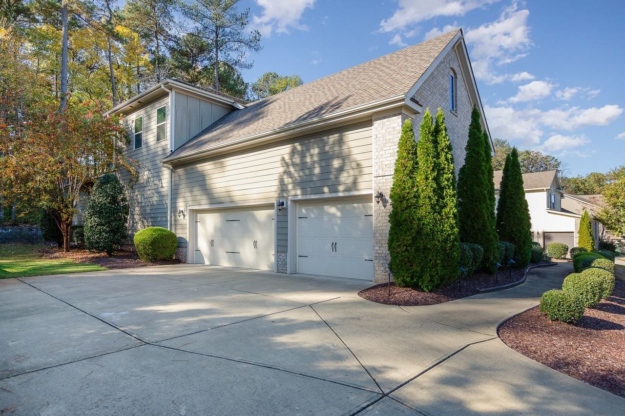 2405 Trenton Park Ln - Photo 3 of 48