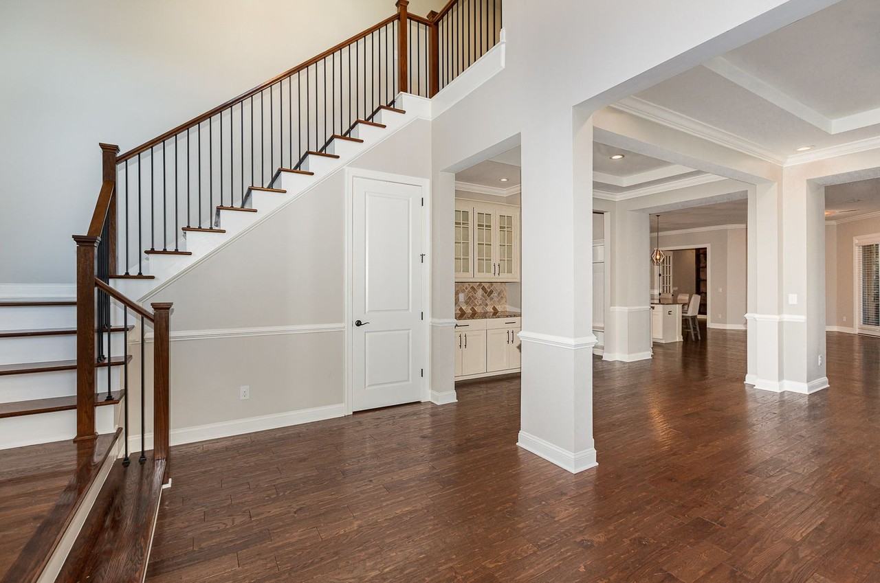 2405 Trenton Park Ln - Photo 6 of 48