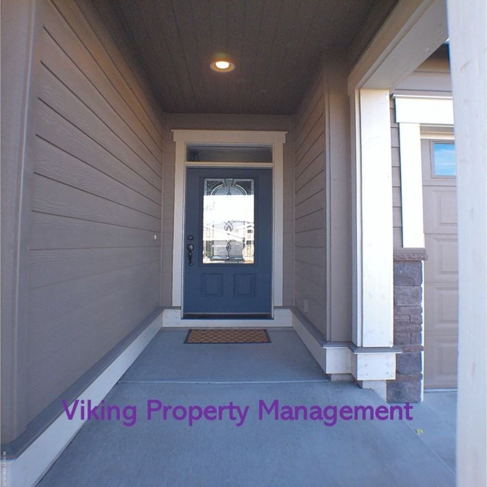 950 Ne Steins Pillar Dr - Photo 2 of 20