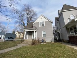 featured image of 2201 S Calhoun St