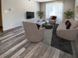 featured image of 420 S 4th St