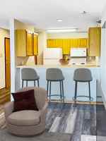 featured image of 420 S 4th St