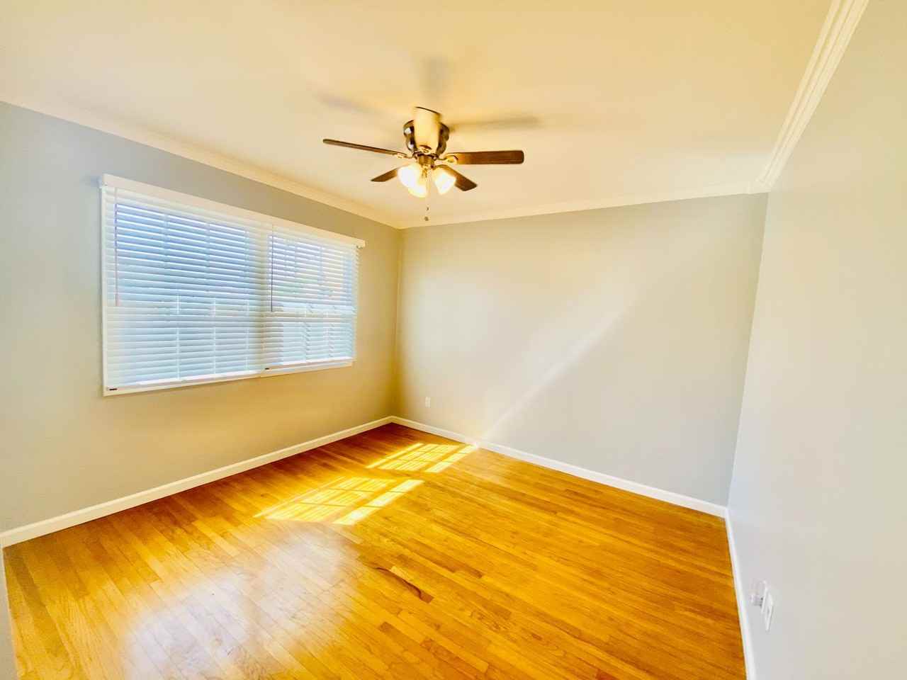 4847 Twain Ave - Photo 7 of 14