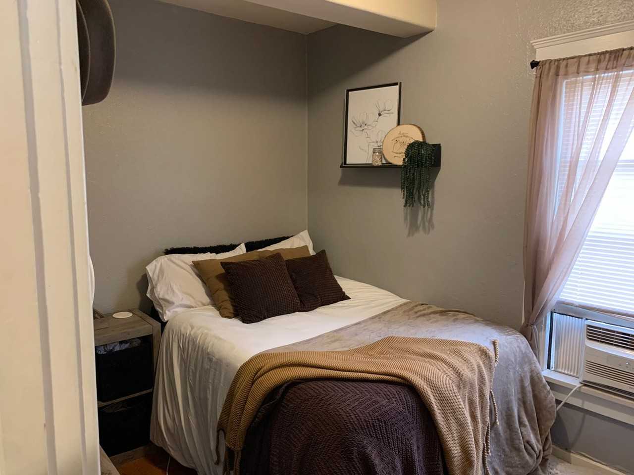 1937 7th Avenue - Photo 7 of 8