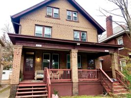 featured image of E 14th Ave