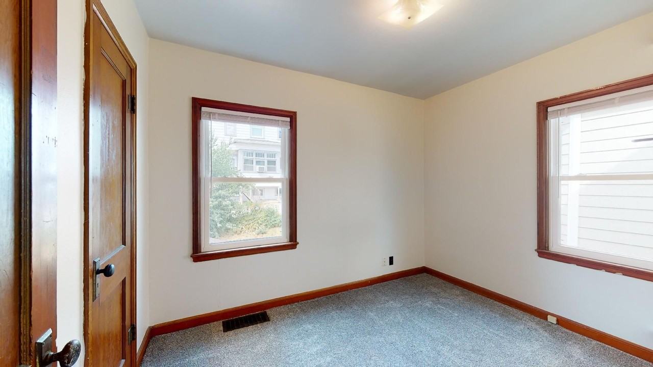 2805 West St - Photo 7 of 27