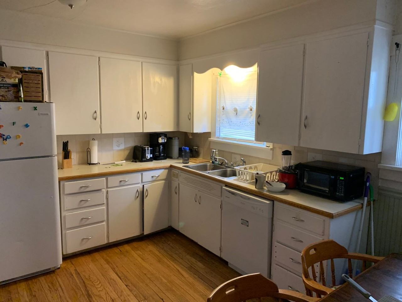 2032 10th Ave - Photo 5 of 21