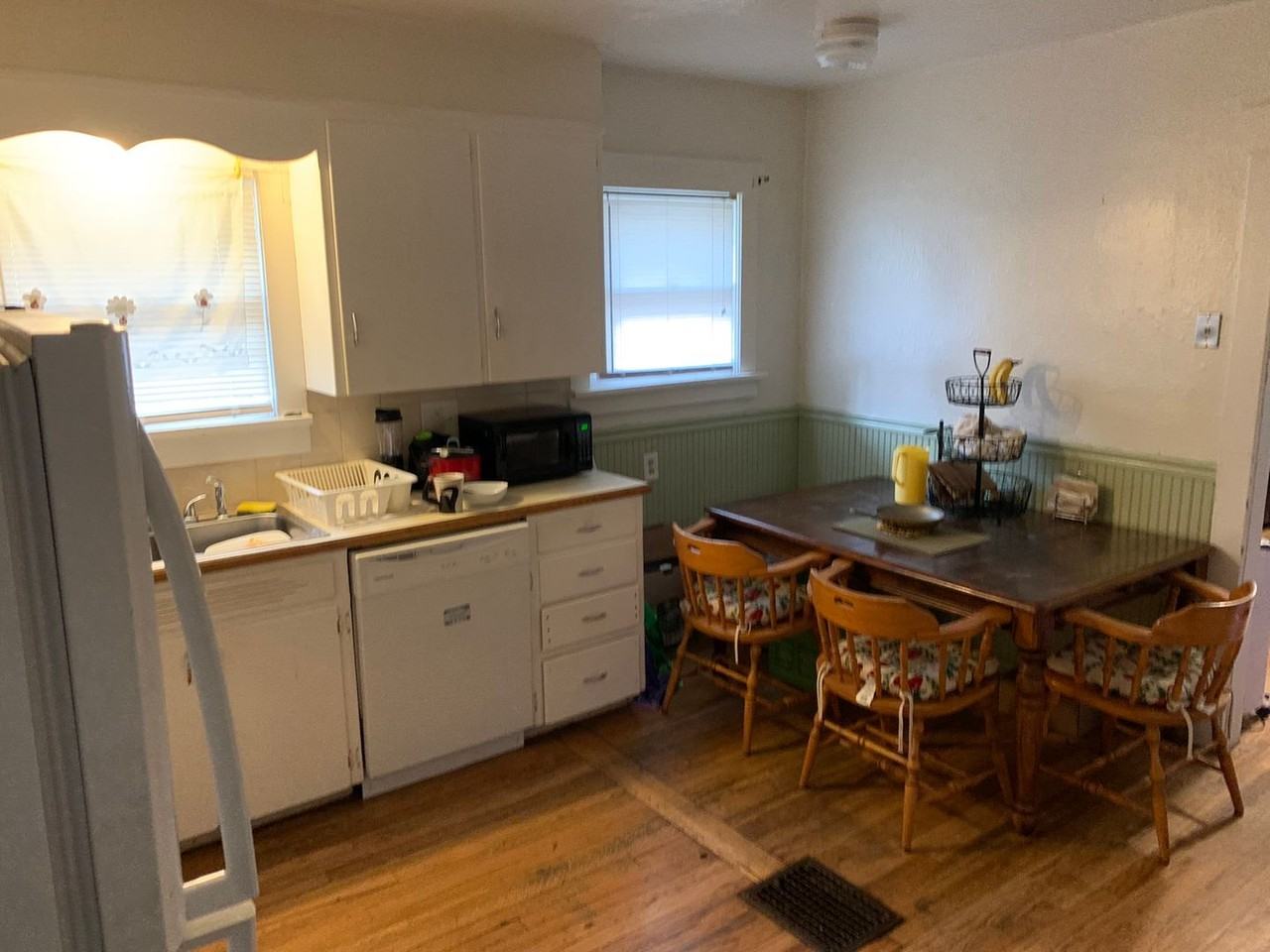 2032 10th Ave - Photo 7 of 21