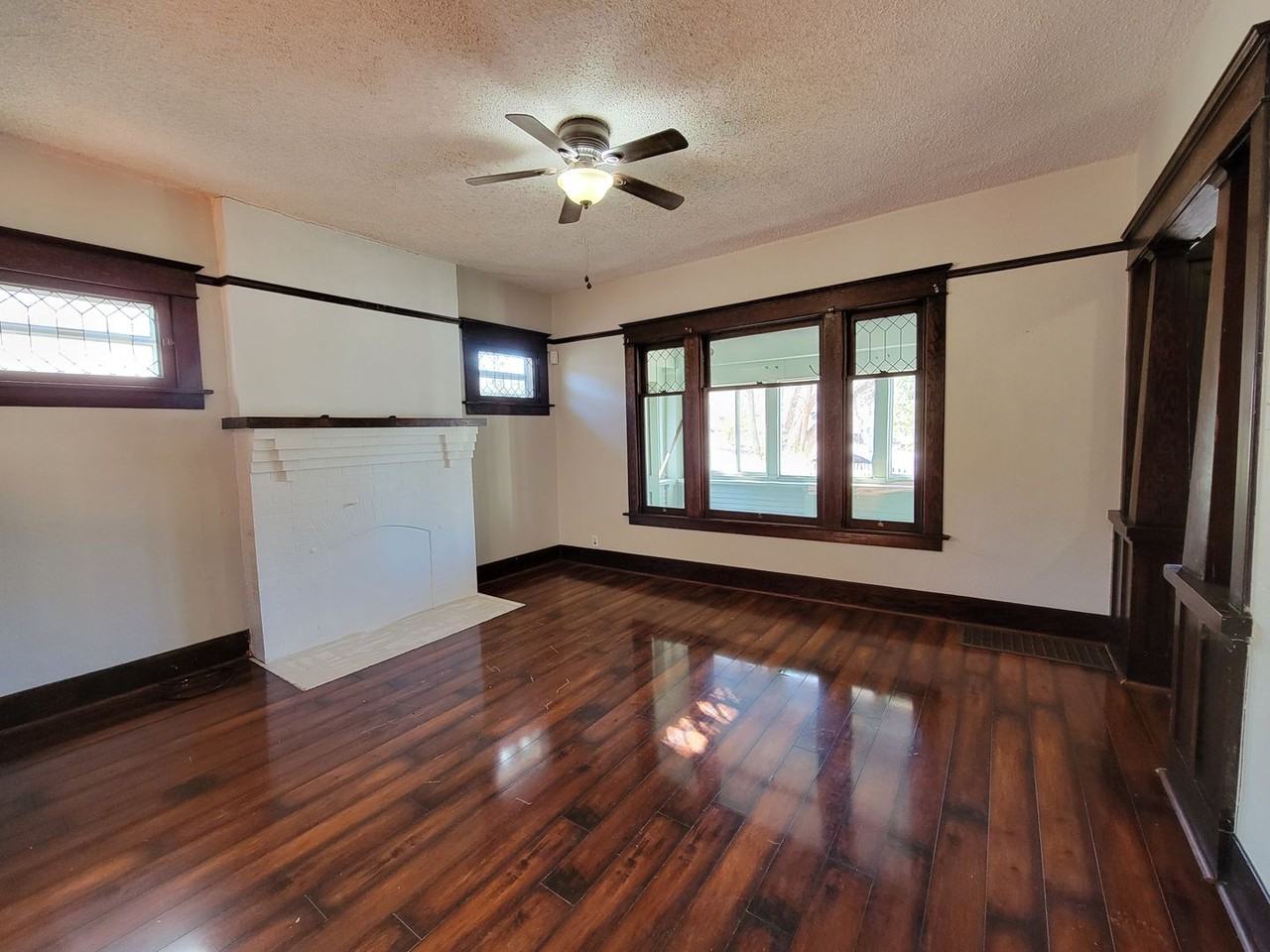 1740 7th Ave - Photo 6 of 32