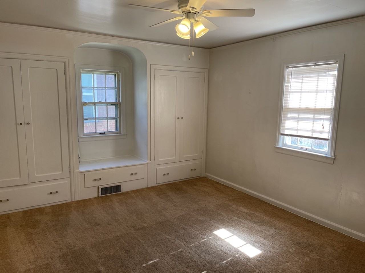 2007 8th Ave - Photo 3 of 15