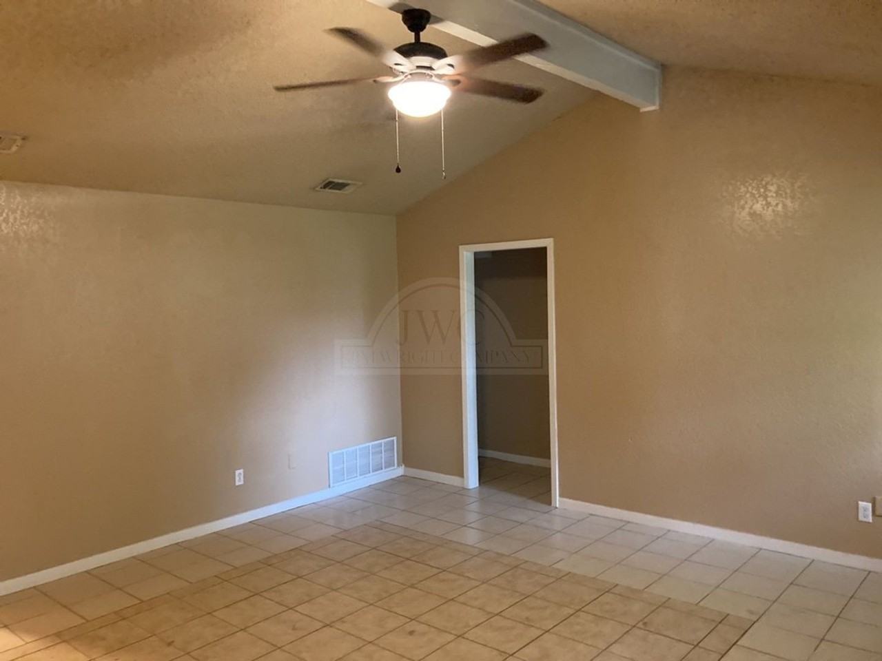 1805 Galaxy Dr - Photo 3 of 26