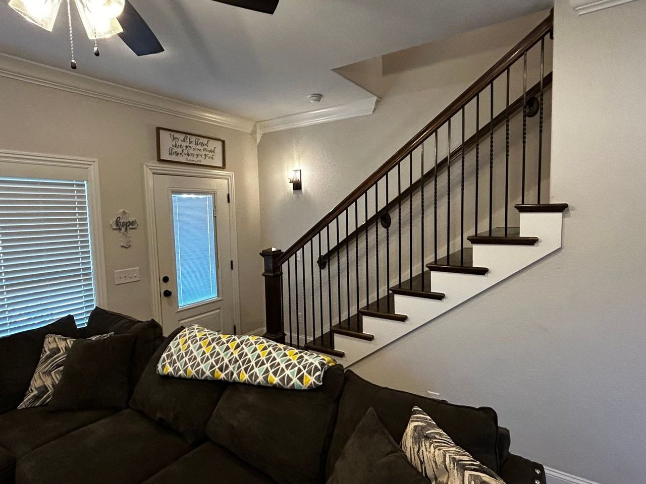 424 N F St - Photo 5 of 19