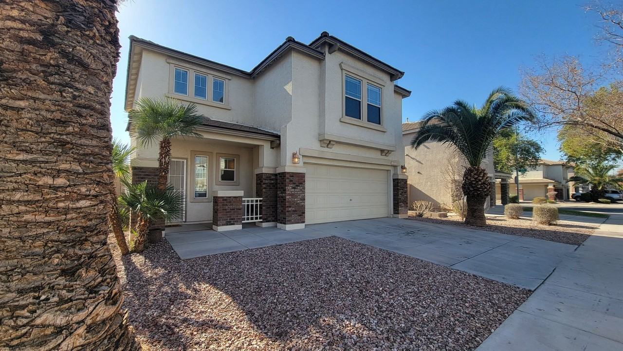 12213 W Flanagan St - Photo 2 of 43