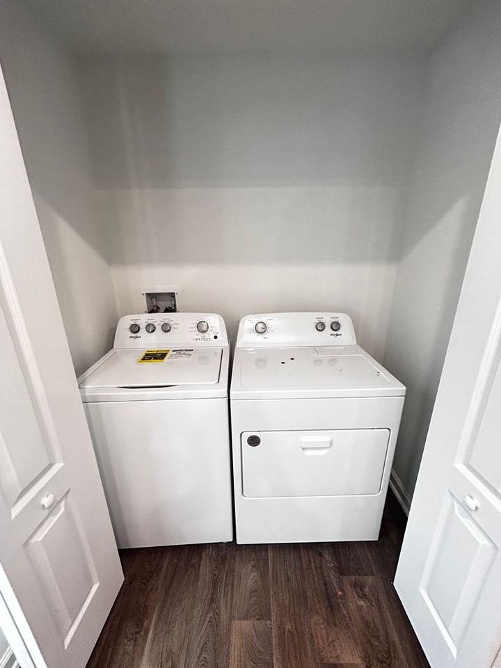 9209 9209 Stony Brook Rd  -Baymeadows Circle West - Photo 3 of 20
