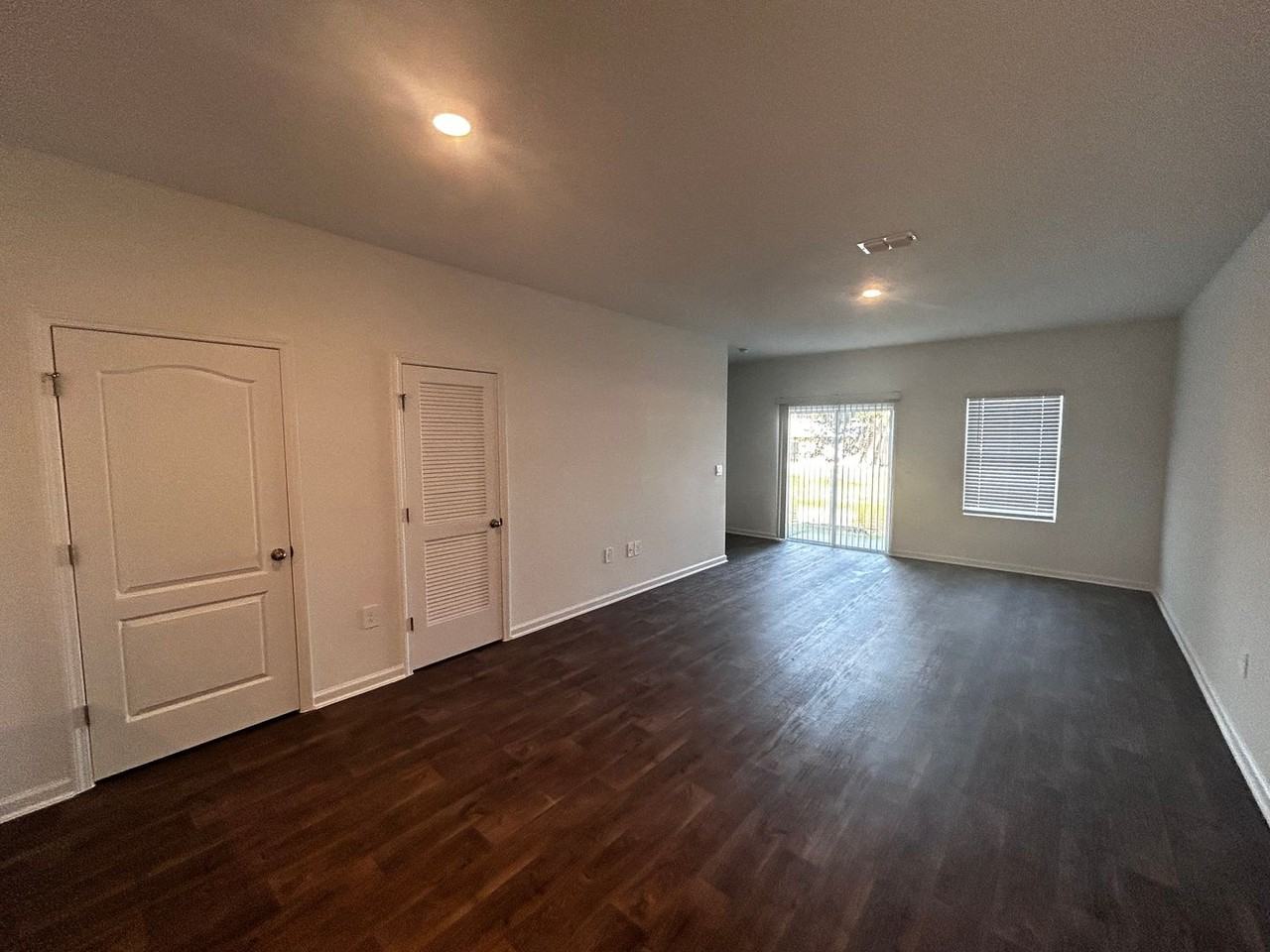 9209 9209 Stony Brook Rd  -Baymeadows Circle West - Photo 4 of 20