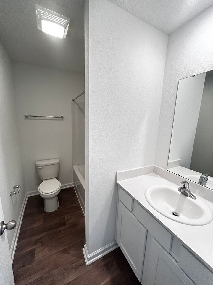 9209 9209 Stony Brook Rd  -Baymeadows Circle West - Photo 6 of 20