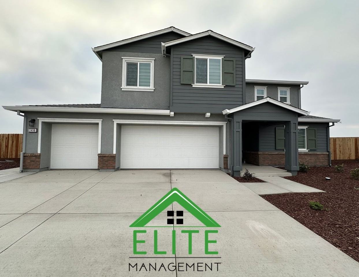 2498 Riparia St - Photo 2 of 37