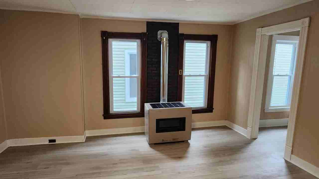 94 State Street - Photo 3 of 18