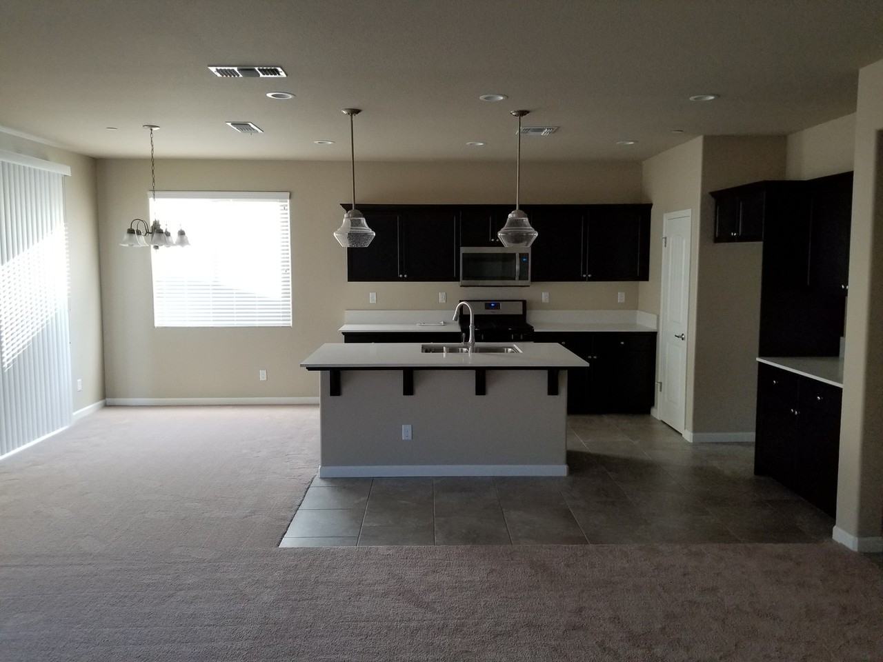 3384 Tradewinds Ave - Photo 2 of 6