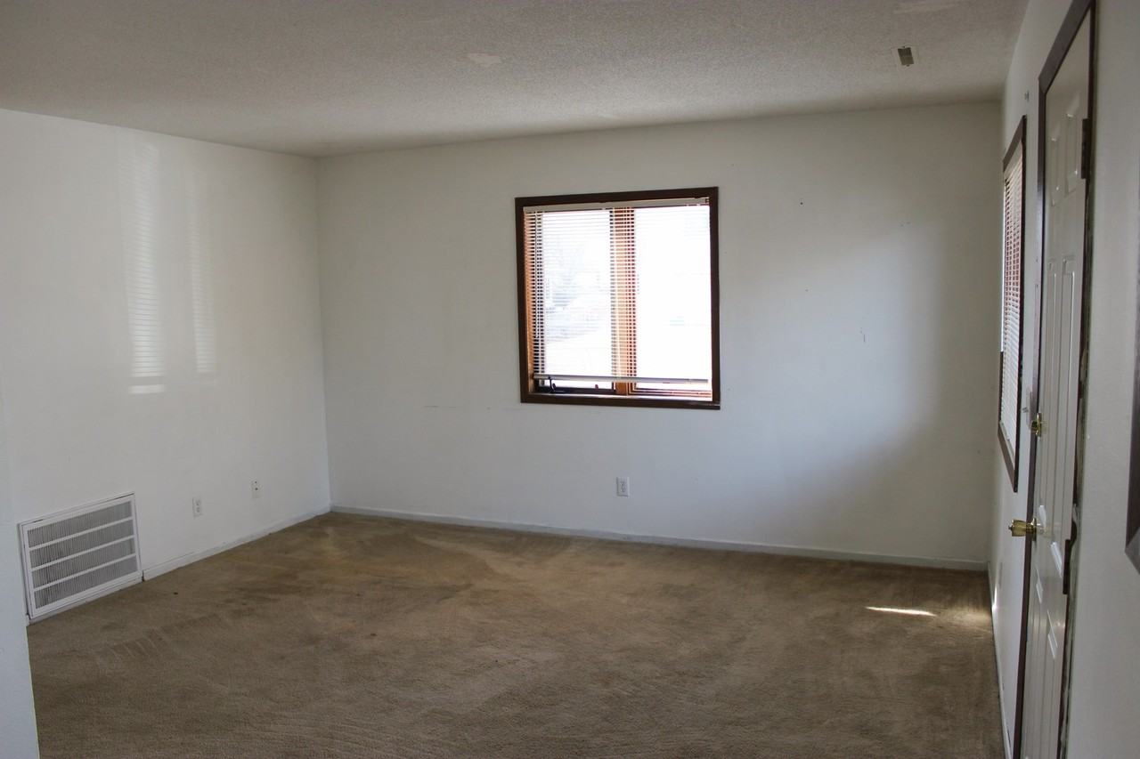 4008 Ontario St - Photo 2 of 9