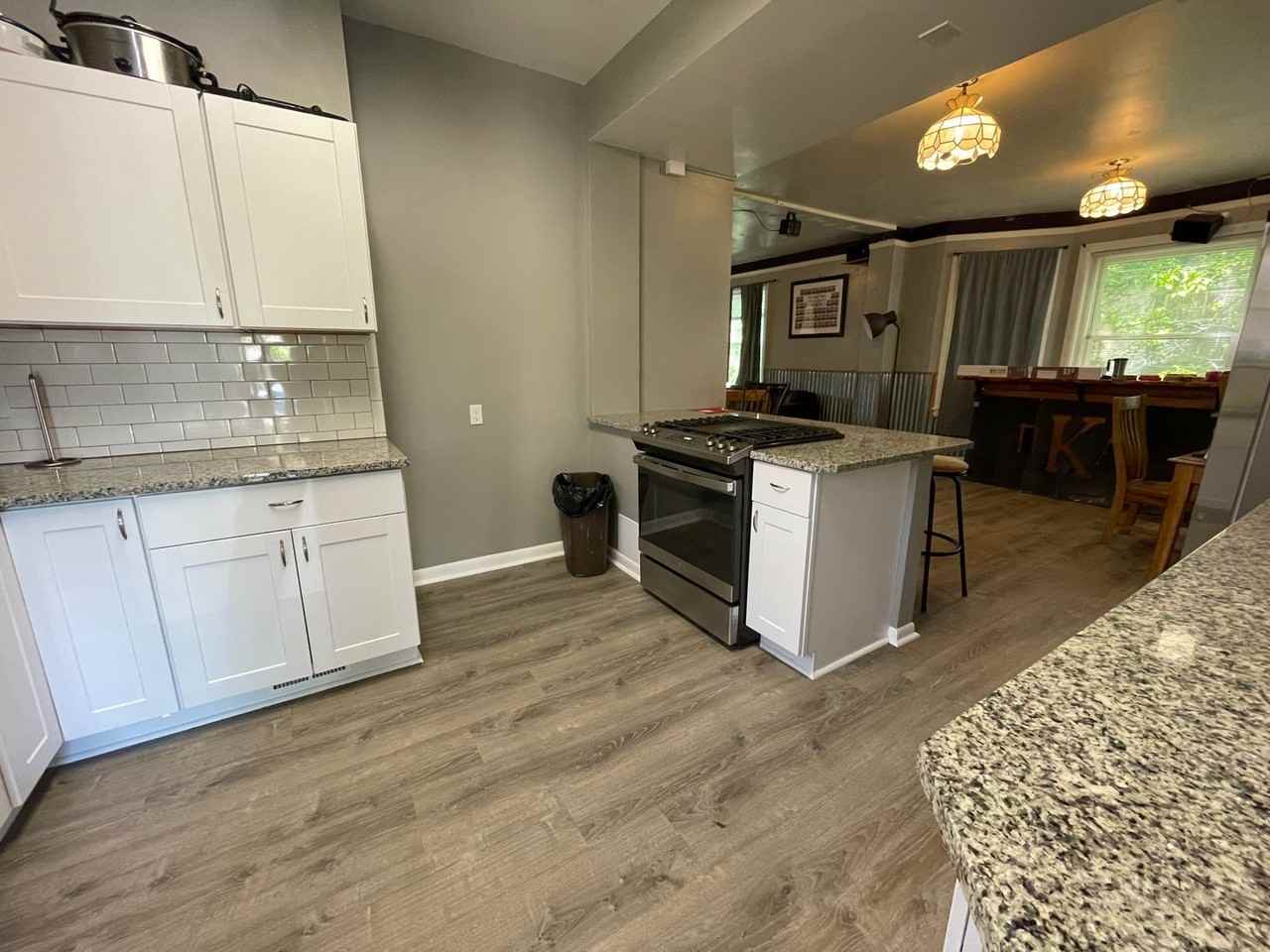 1715 7th Ave - Photo 4 of 13