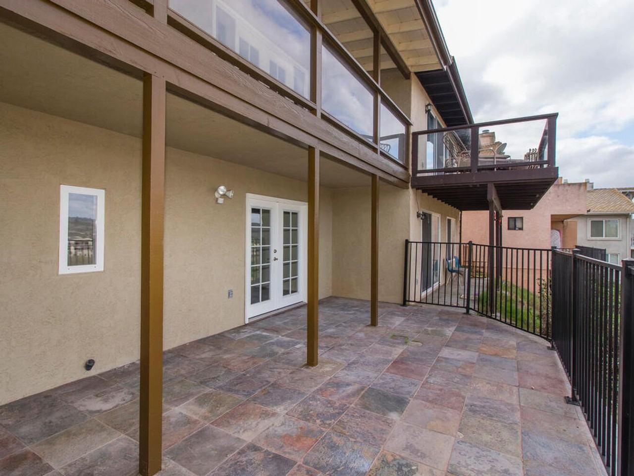 31410 Club Vista Ln - Photo 2 of 37