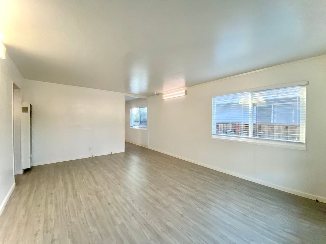 36323 Cabrillo Dr - Photo 2 of 16