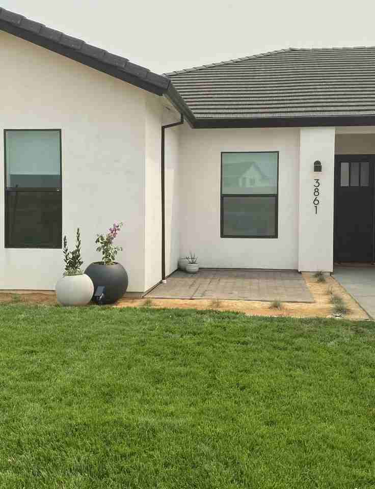 3861 Colby Trl - Photo 2 of 33