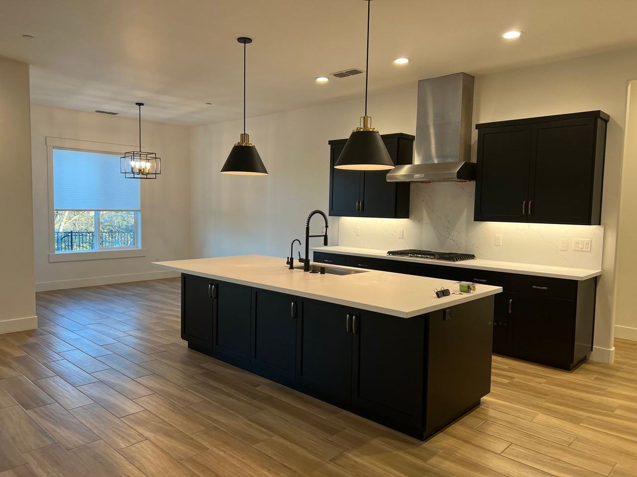 3861 Colby Trl - Photo 5 of 34