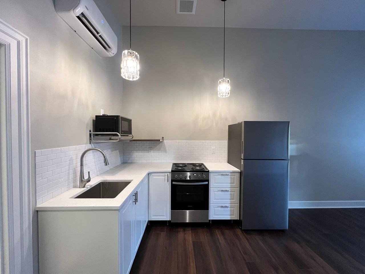 116 E 4th Ave - Photo 2 of 13