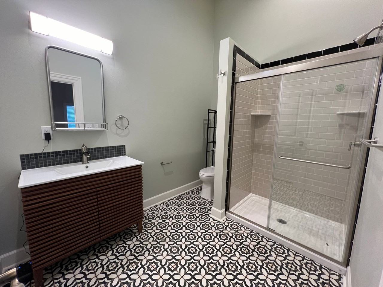 116 E 4th Ave - Photo 6 of 13