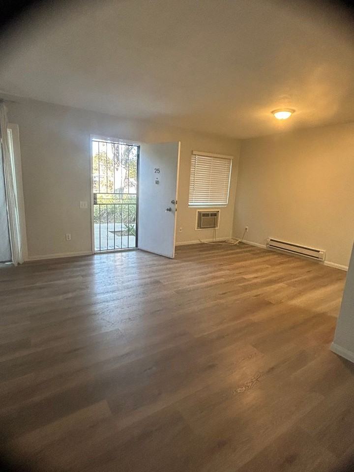 304 S Miraleste Dr #25 - Photo 4 of 22
