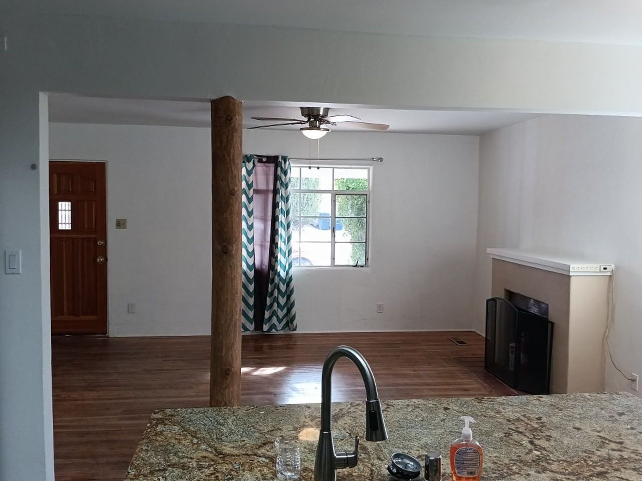 2719 Santa Cruz Ave Se - Photo 7 of 19