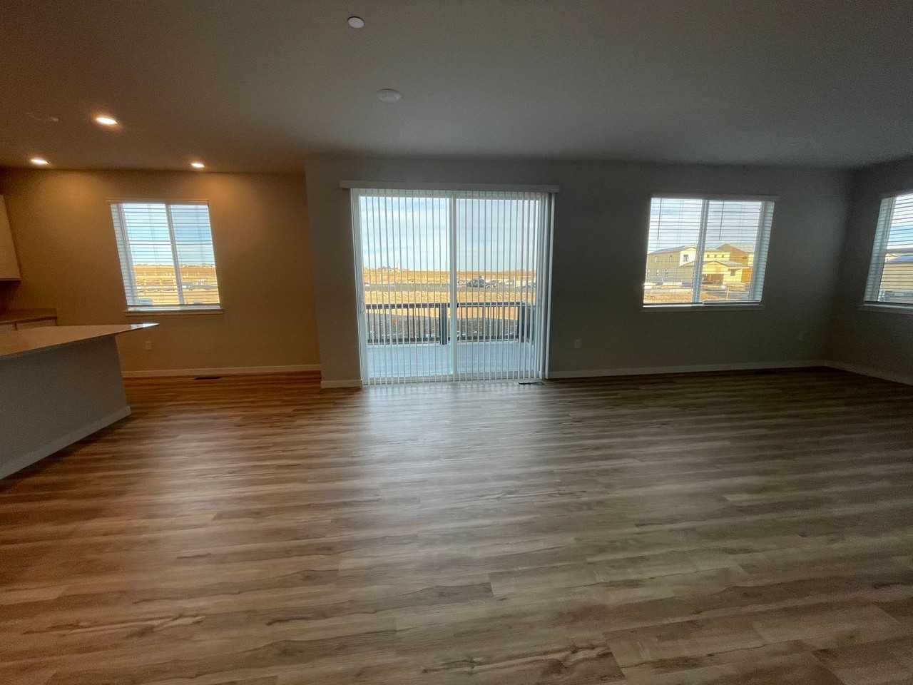 1361 Brookfield Pl - Photo 3 of 50