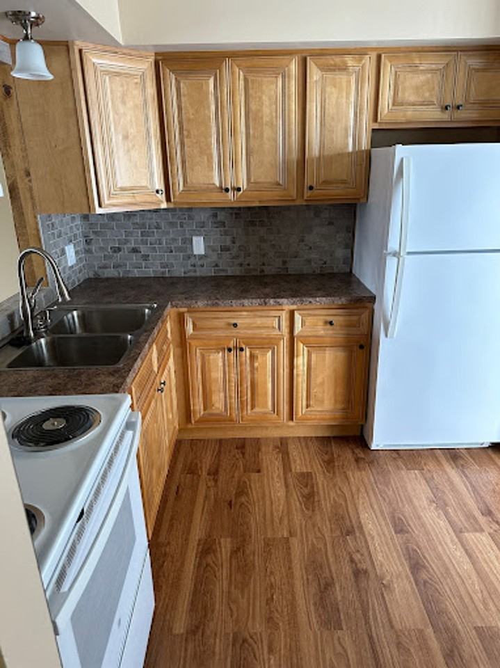 Heather Lane Apartments - Photo 7 of 49