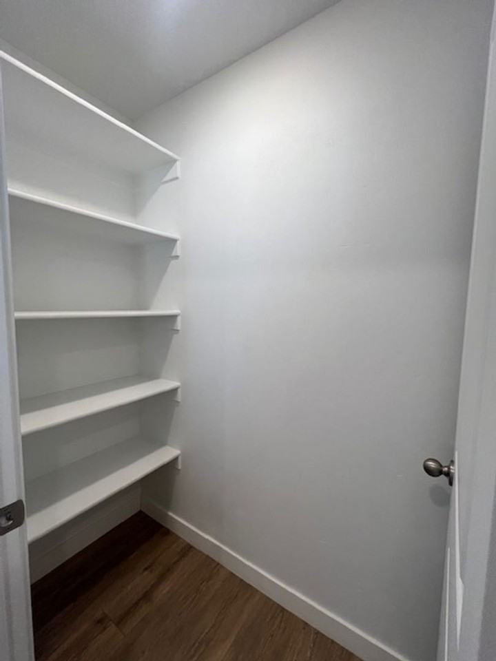 3302 E Elkhorn Ln - Photo 7 of 40