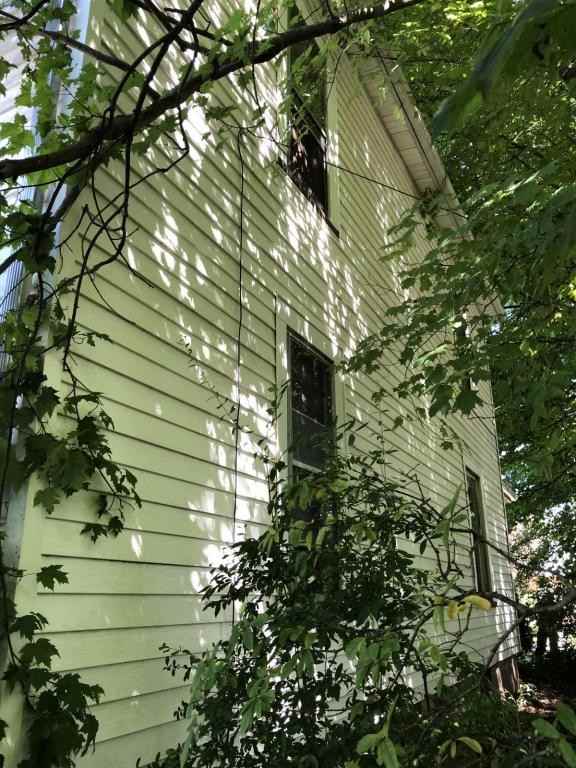 219N Shenango St - Photo 2 of 17