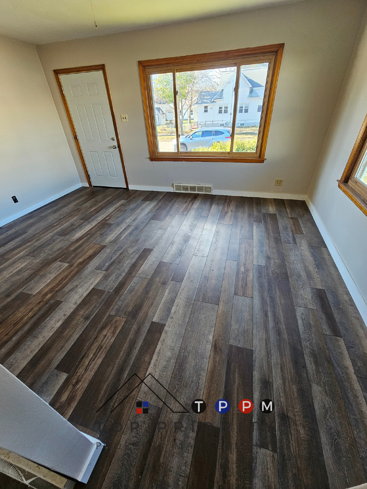 528 Linden Ave - Photo 2 of 16
