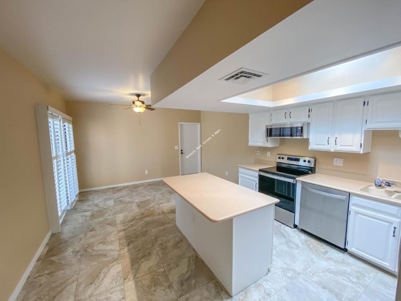 4555 N Camino Campero - Photo 3 of 24