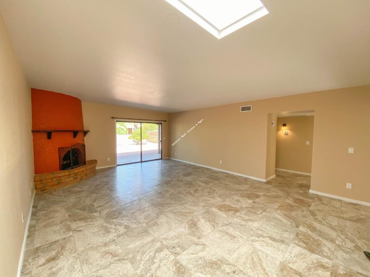 4555 N Camino Campero - Photo 7 of 24