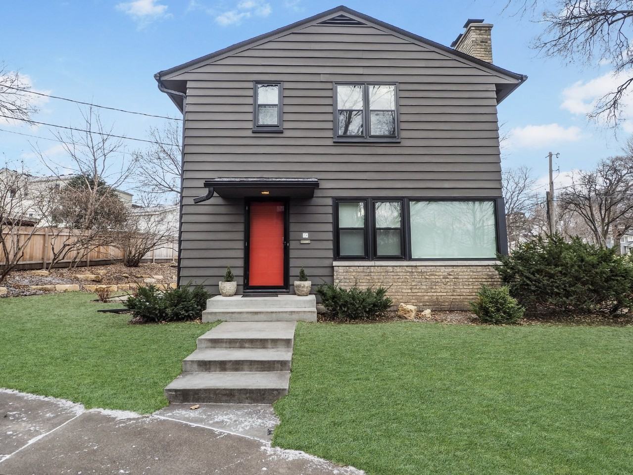 24 Luverne Ave - Photo 2 of 23