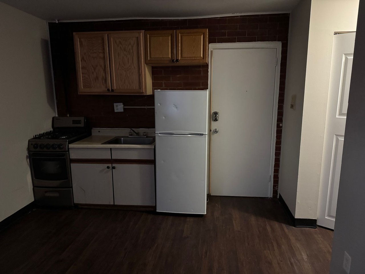 1293 Neil Ave. apartment units for lease - Photo 2 of 13