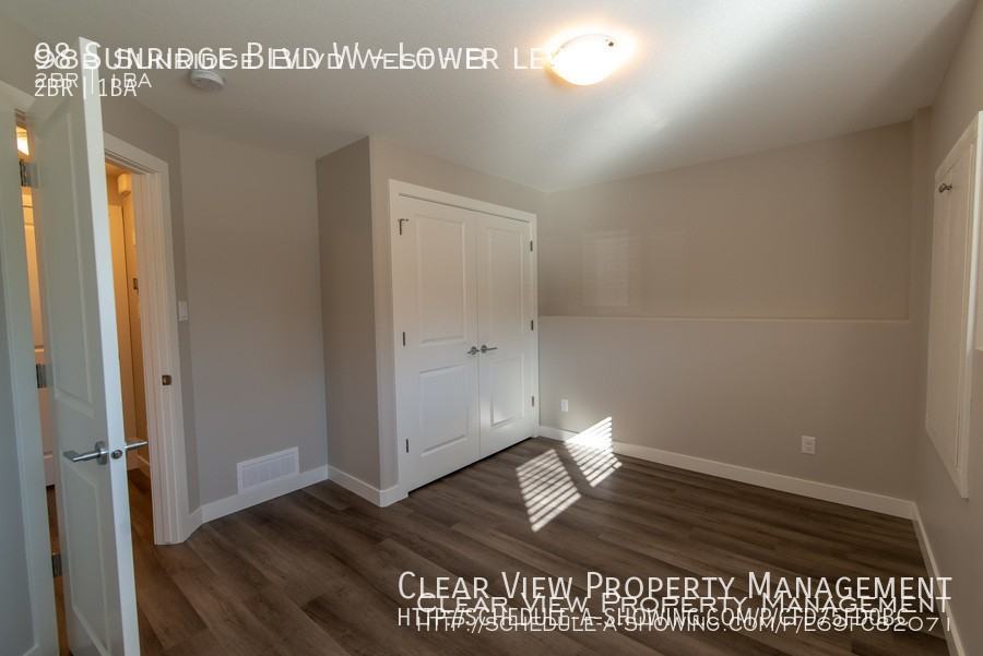 98 Sunridge Blvd W - Photo 7 of 11