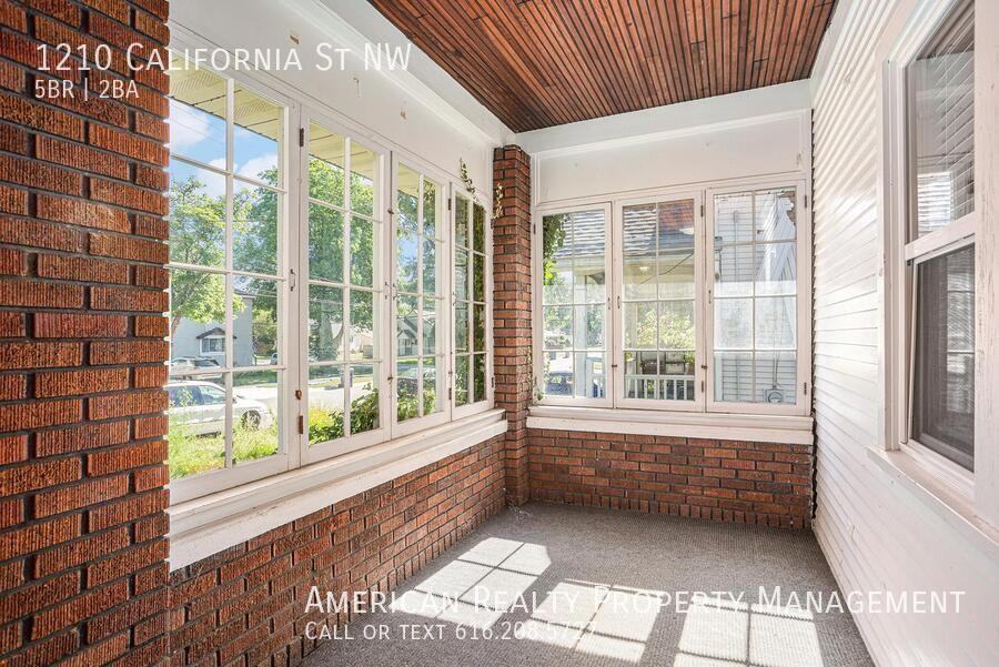 1210 California St Nw - Photo 2 of 23