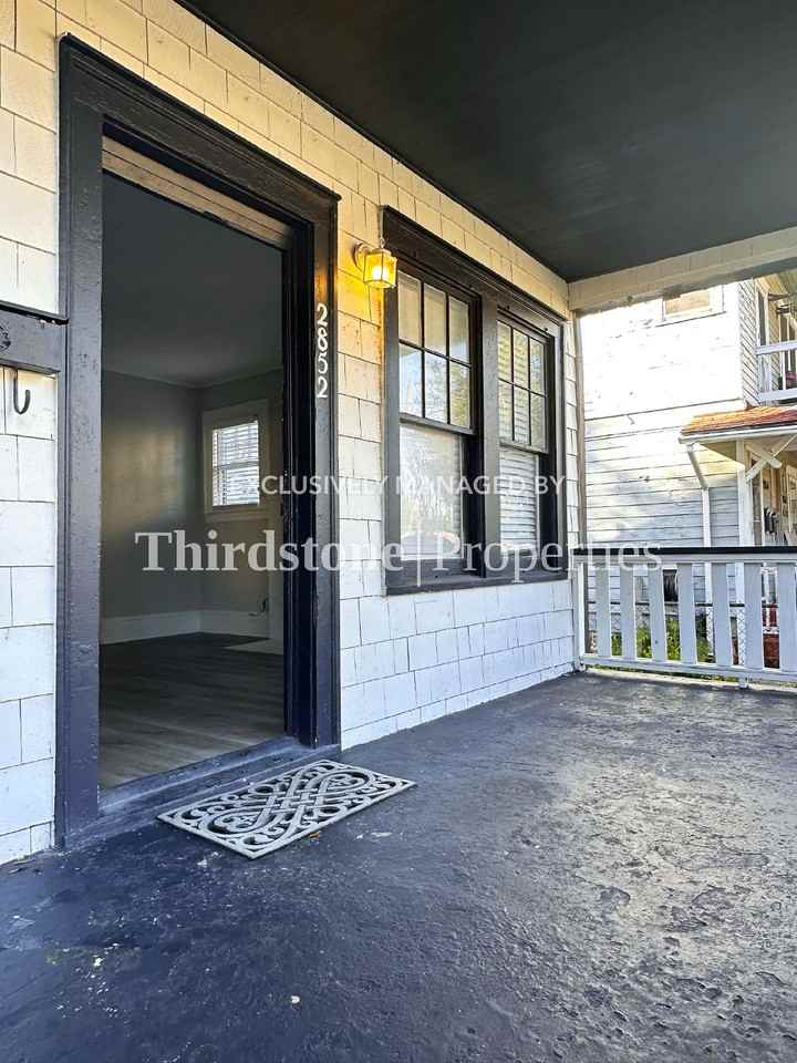 2852 College St - Photo 3 of 30