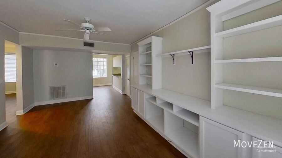 1700 N Elm St #Q1 - Photo 6 of 34