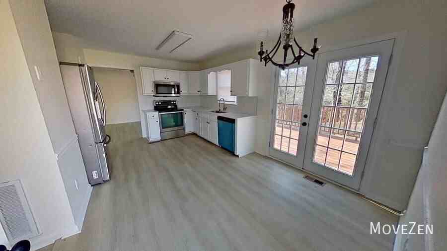 3301 Briarbend Dr - Photo 3 of 44