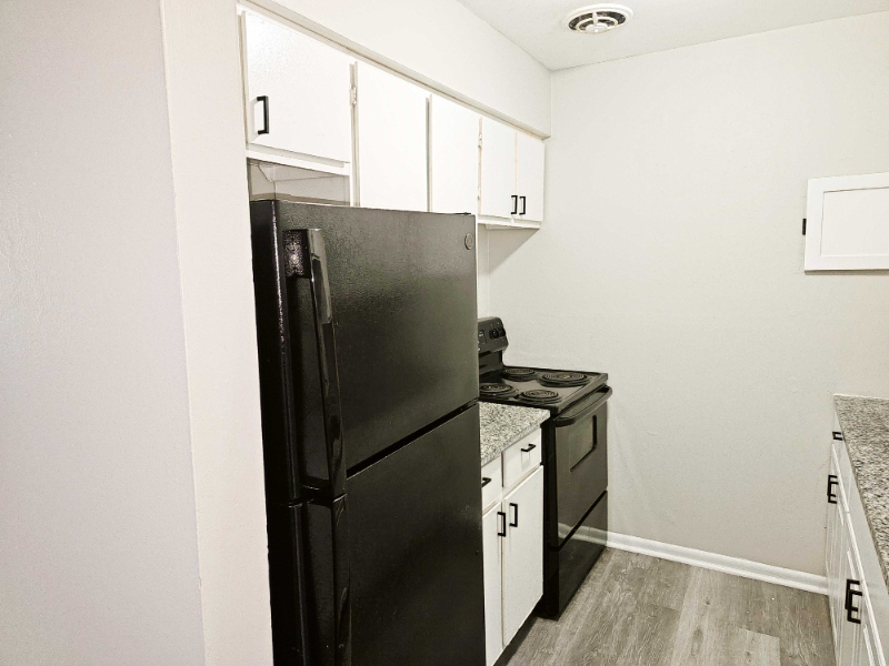 200 Bellaire Ct #204 - Photo 2 of 11