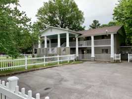 featured image of 2200 Louisiana St #106