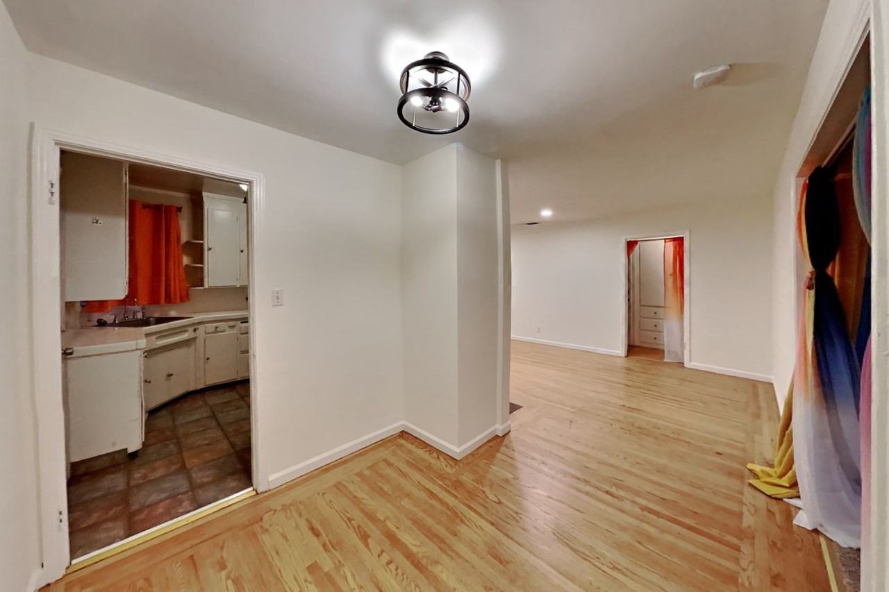 3632 55th St - Photo 3 of 16
